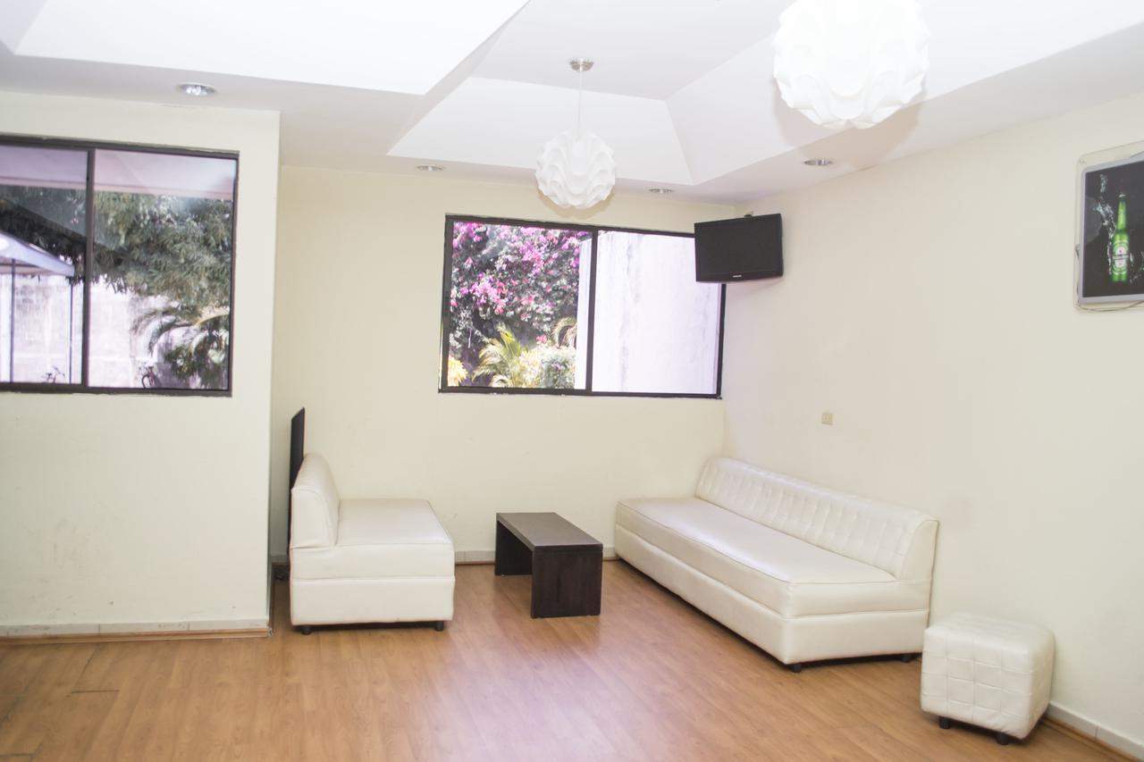 Farallones Hotel Chinandega Esterno foto